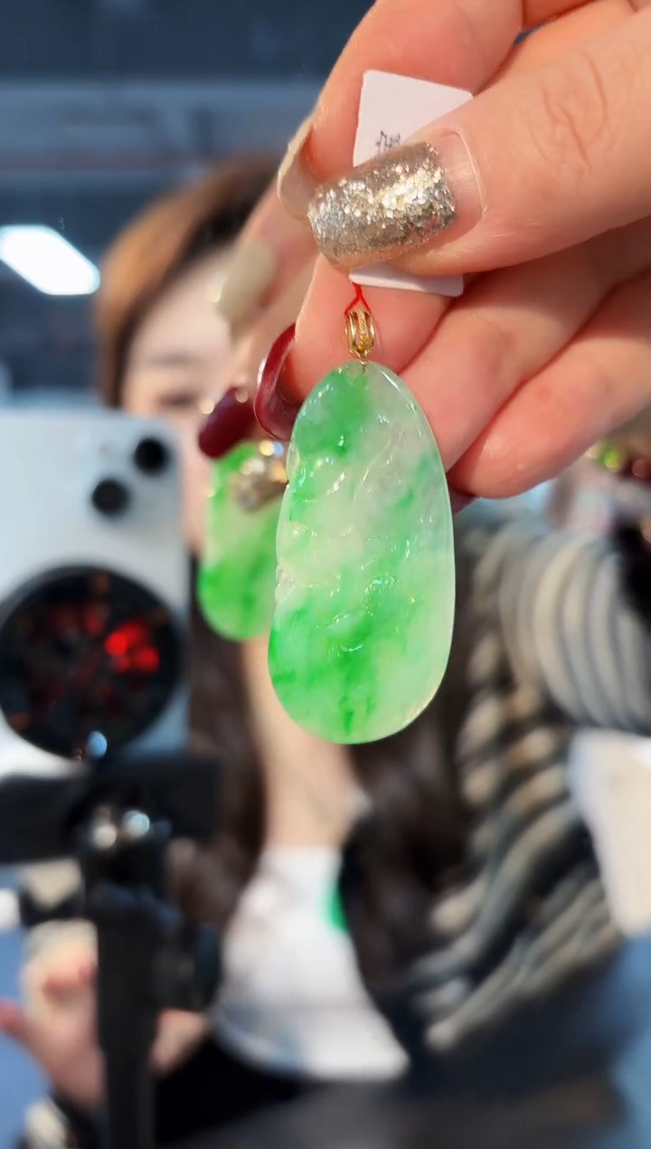 【闪购商品】翡翠颈饰18K金镶嵌缅料A货/支持复检/一件