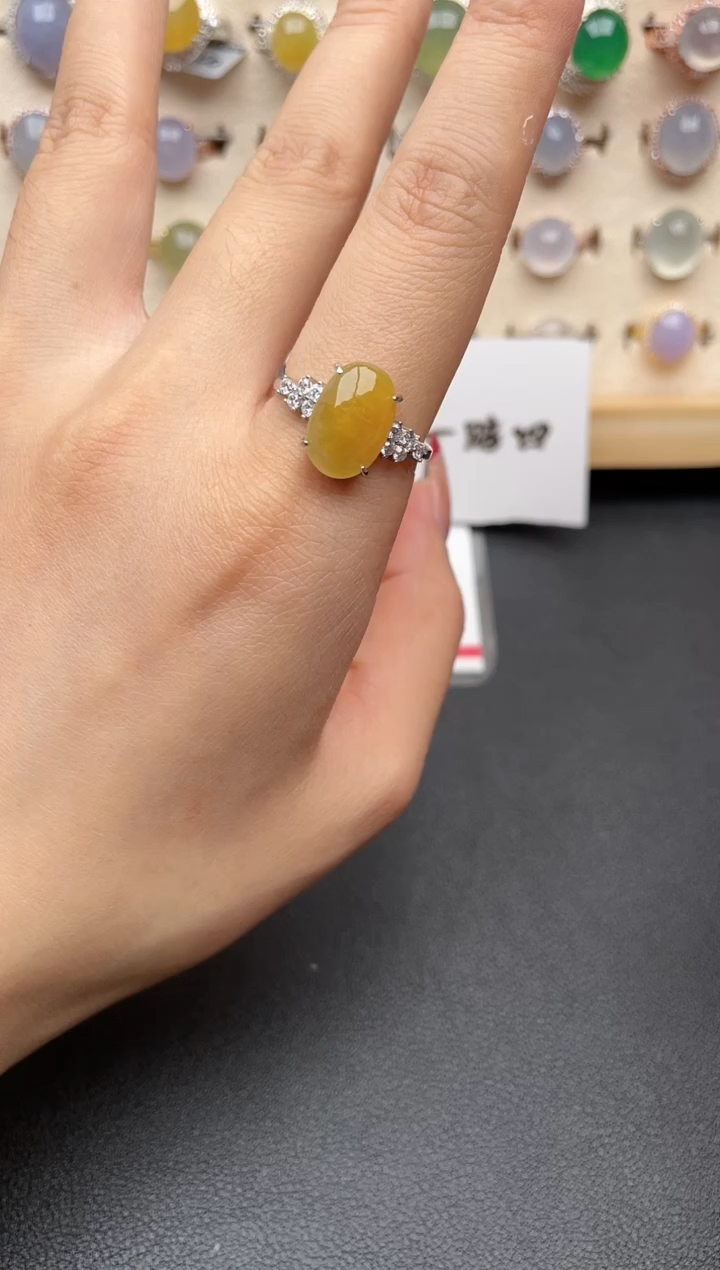 【闪购商品】翡翠戒指银S925镶嵌一物一证一礼盒