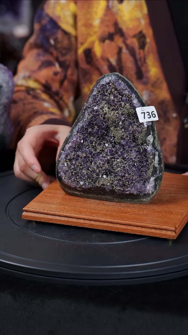 【闪购商品】紫晶大型摆件（非配饰）未镶嵌水晶