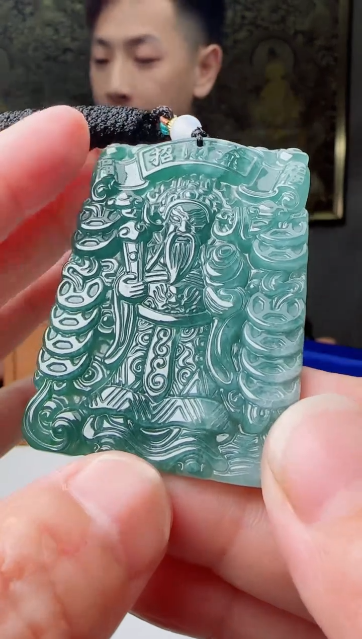 【闪购商品】翡翠颈饰未镶嵌多样性随机发其一