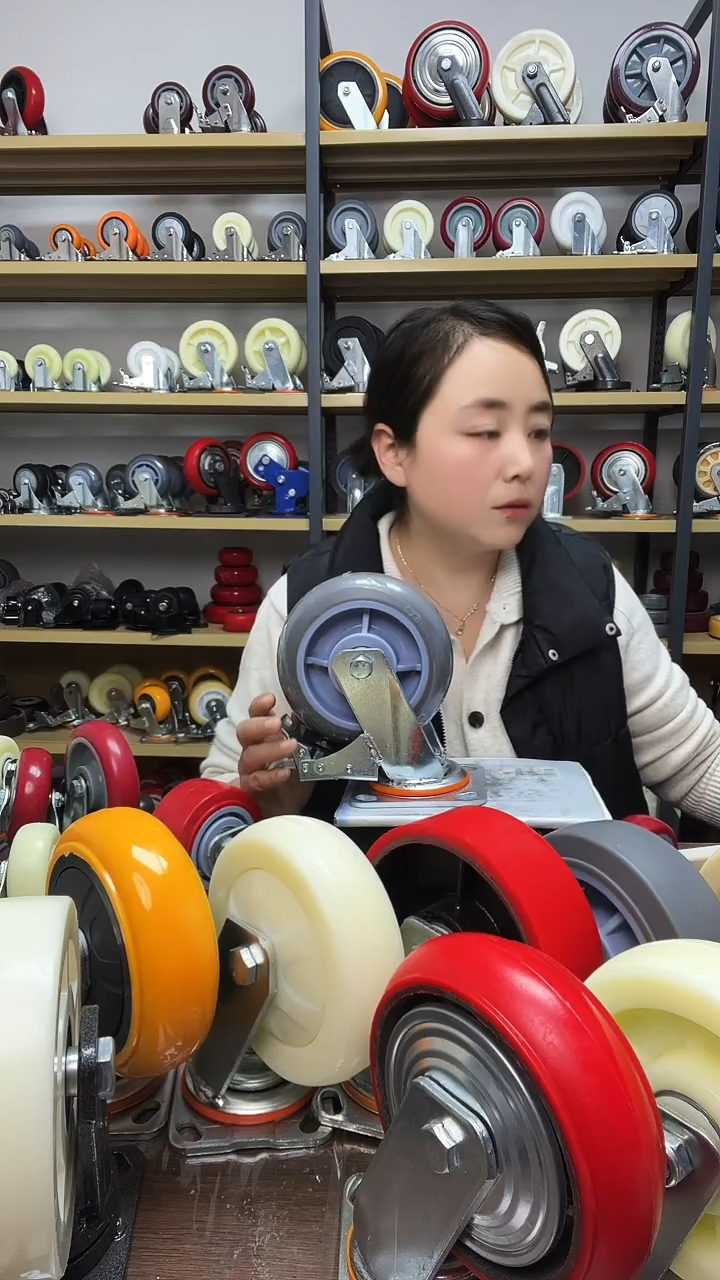 6寸黑高弹单轮 10个