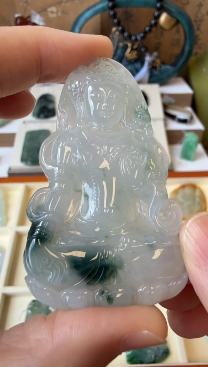 翡翠挂件未镶嵌A货翡翠多样性孤品 