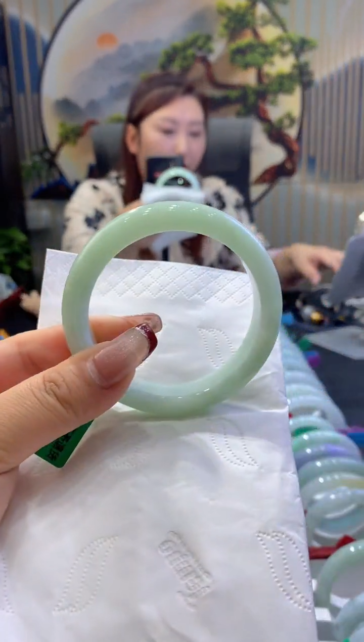 【闪购商品】翡翠手镯未镶嵌00009373