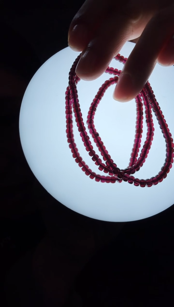 未镶嵌手链石榴石优0808 约4mm