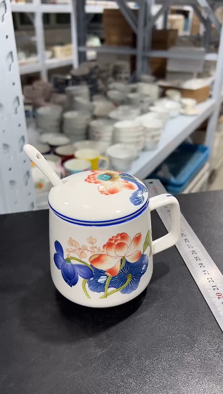 杯子骨瓷（简装）荷花盖杯+骨瓷咖啡勺
