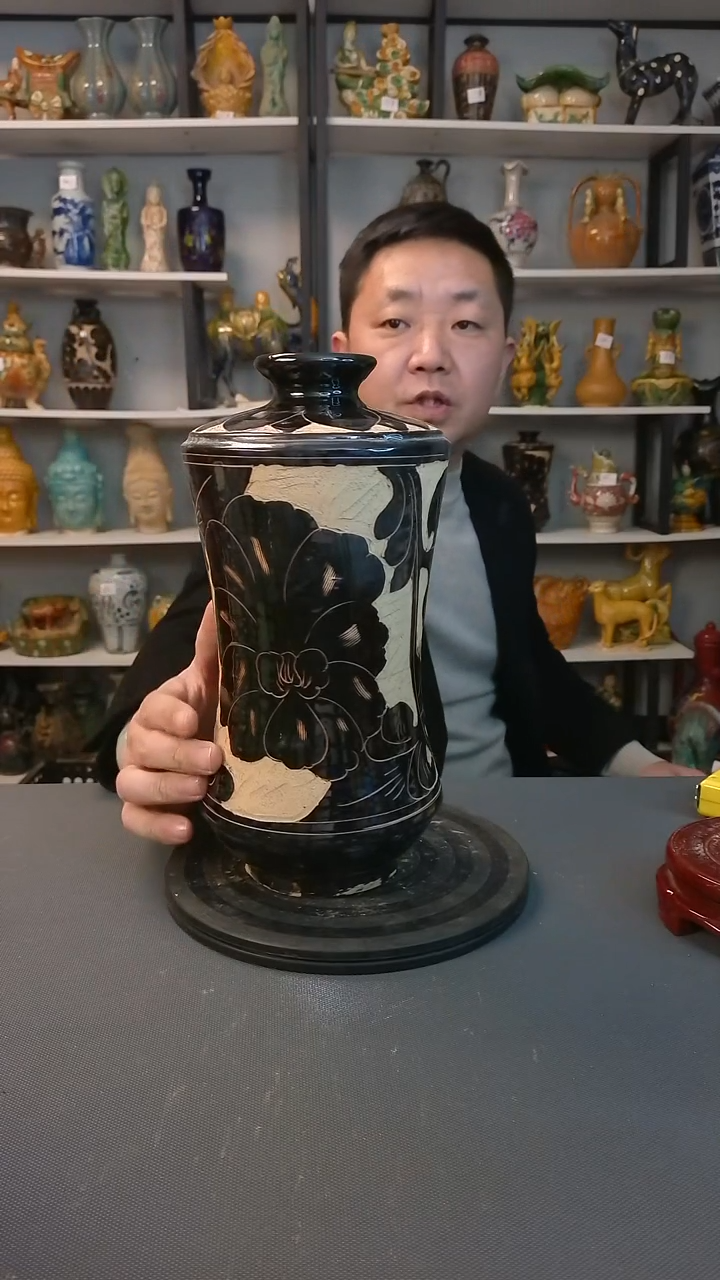 摆件摆件复古风格瓷器