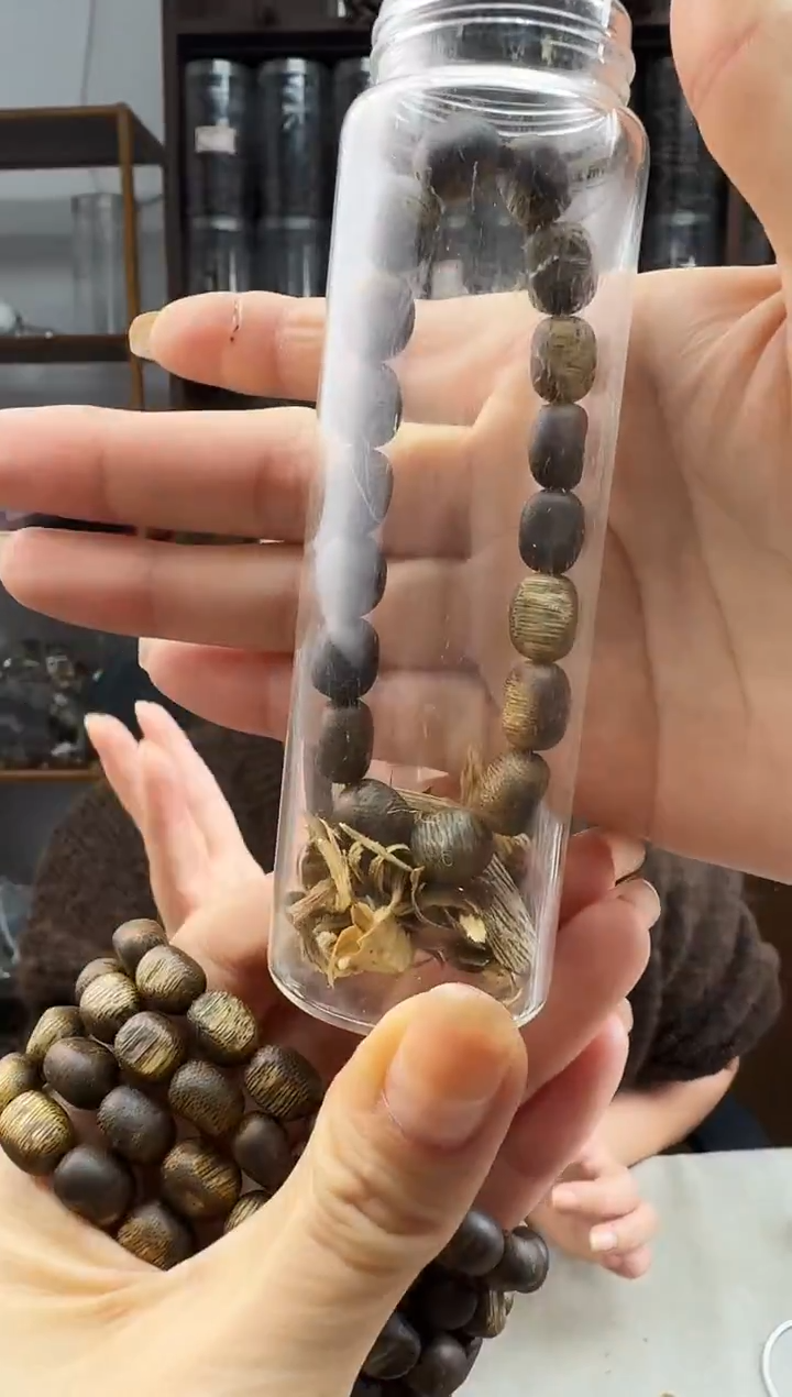 沉香沉香碎屑L0806张勺子留疤静静沉香甄选多样性发一