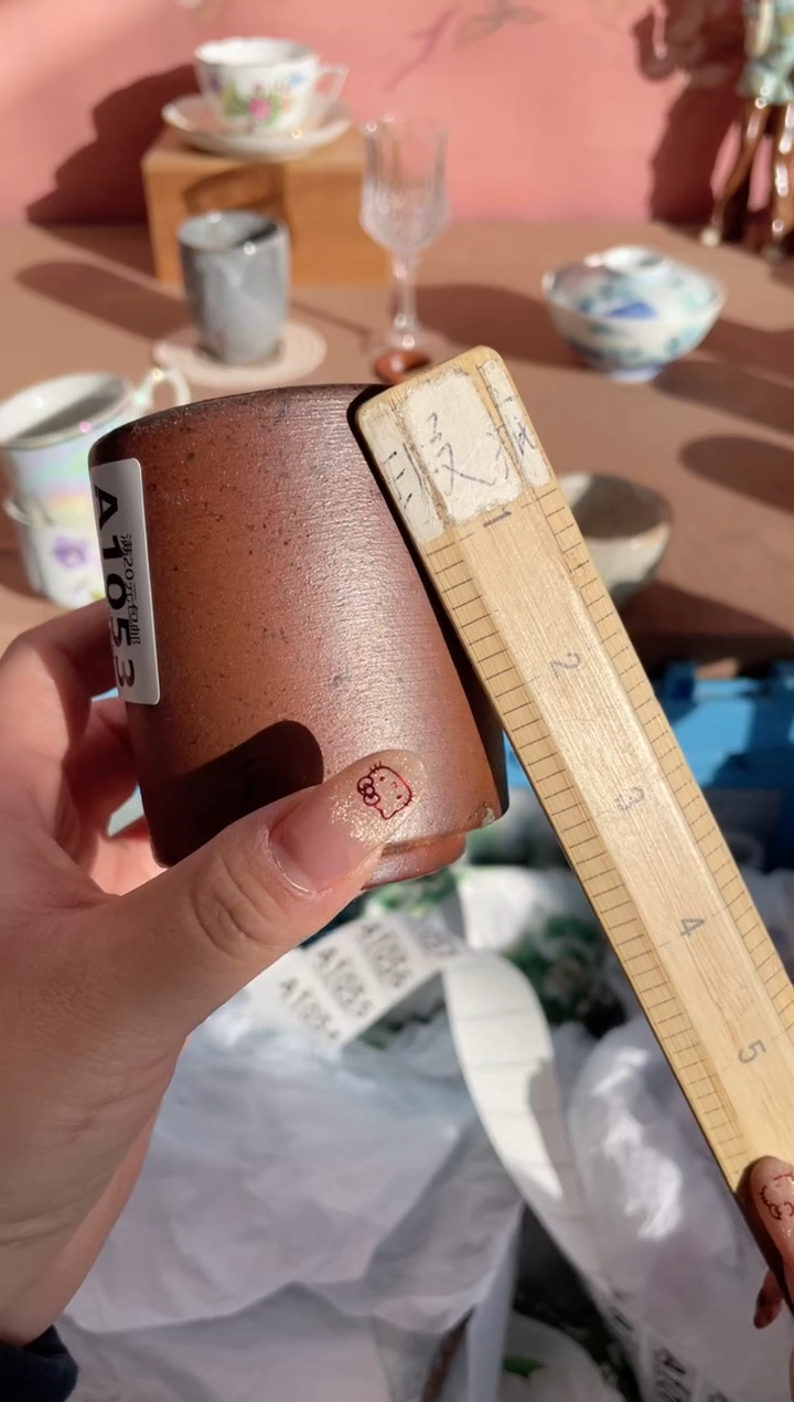 瓷片倚***石瓷器瓷器A1053