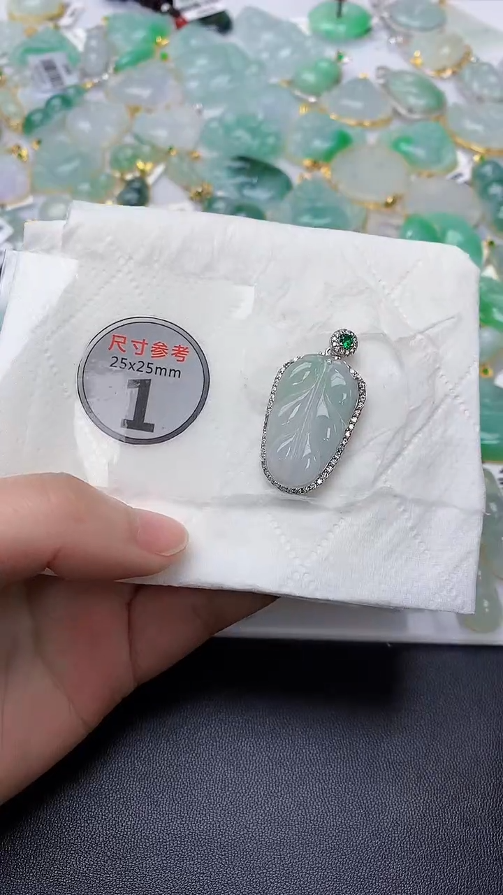 颈饰银S925镶嵌翡翠天然缅甸A货百元以上9元证书费自理