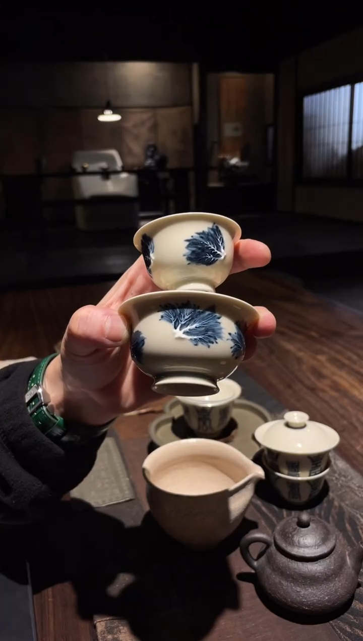 【闪购商品】0白菜盖碗加小杯.........