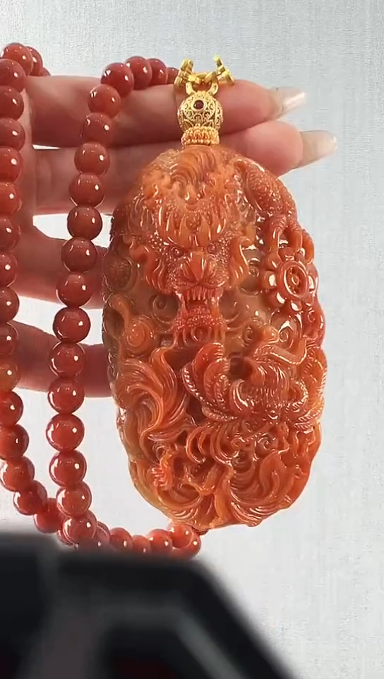 颈饰未镶嵌翡翠龙凤