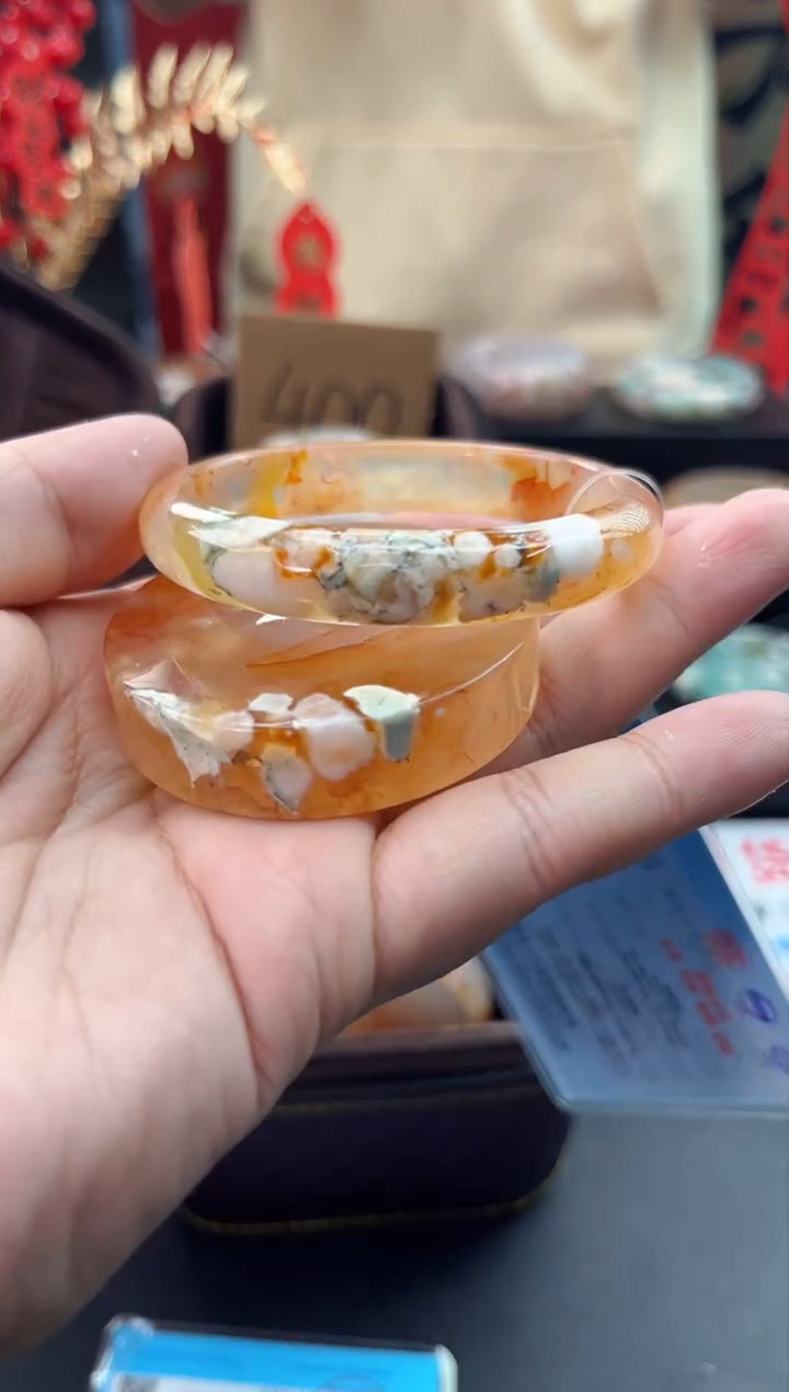 【闪购商品】石英质玉手镯未镶嵌赠送镯心（56圈口）