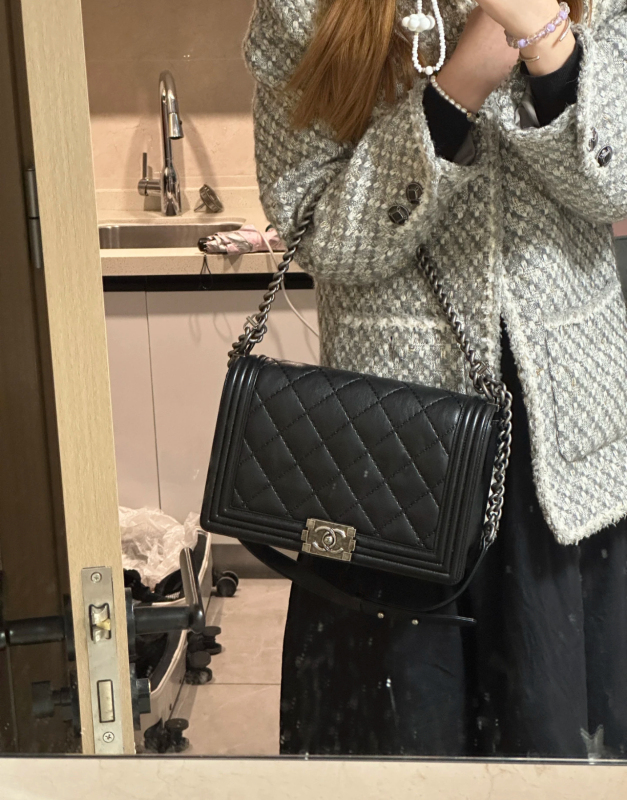 95新 Chanel/香奈儿 黑色外缝线Leboy 中大号 底长30 18开