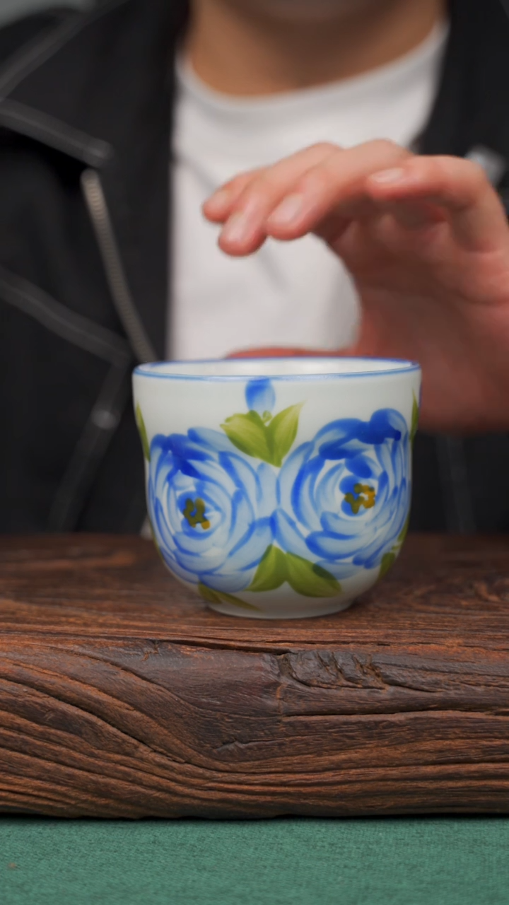【闪购商品】瓷片102寻一缕瓷香杯釉下手工手绘瓷器