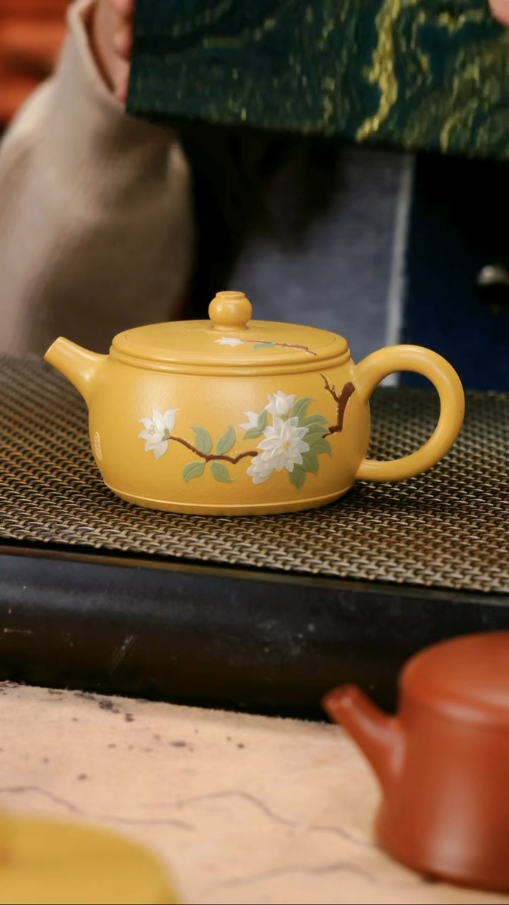 茶壶紫砂黄金朱泥精工玉兰花堆绘玉鼓井栏160cc