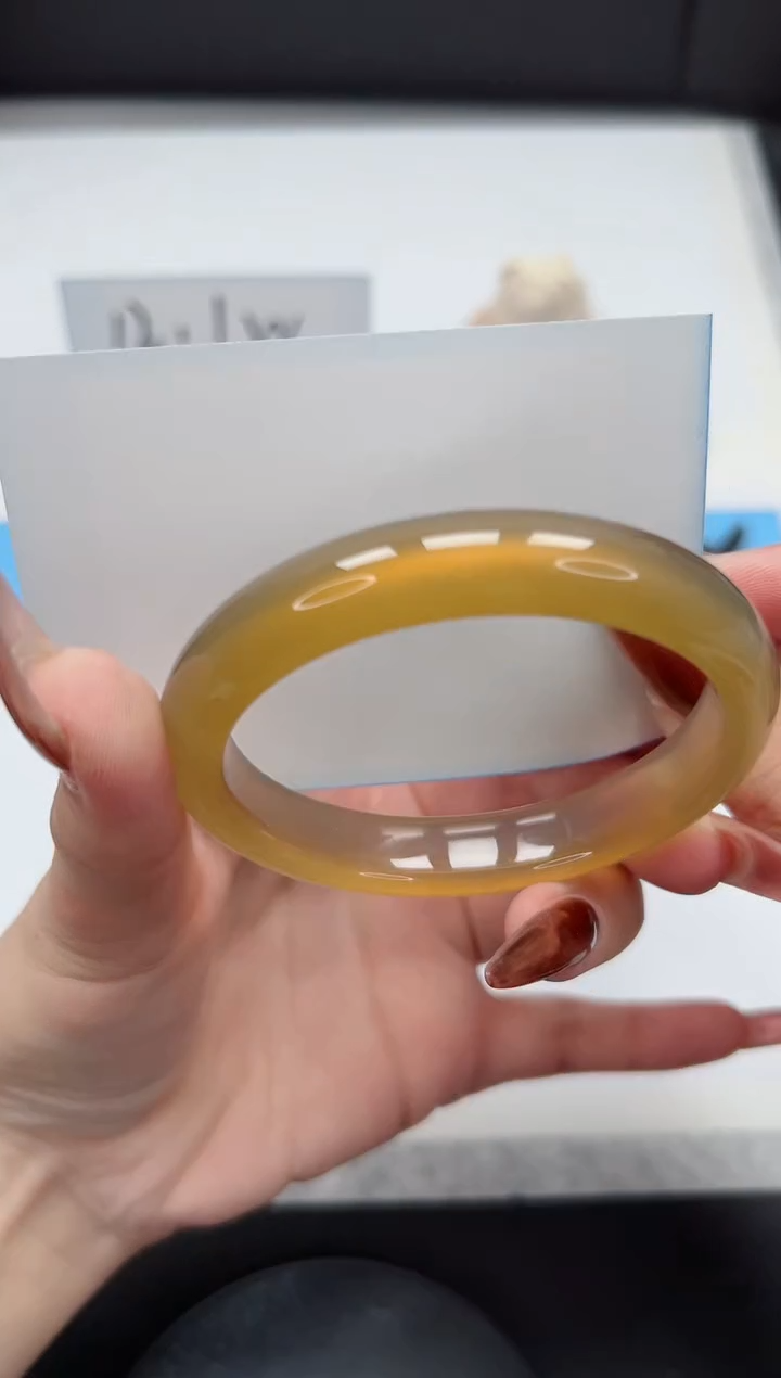 【闪购商品】石英质玉手镯未镶嵌410/香槟58.6