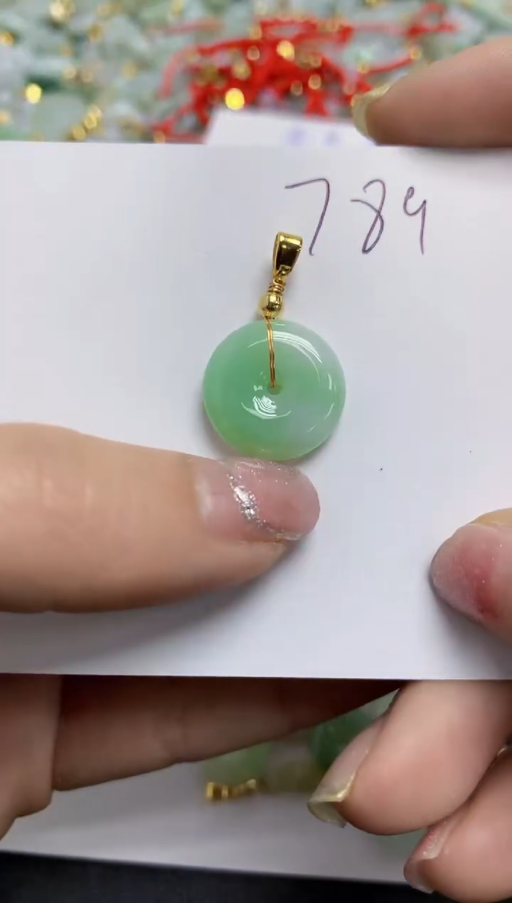 【闪购商品】翡翠颈饰合金天然翡翠A货