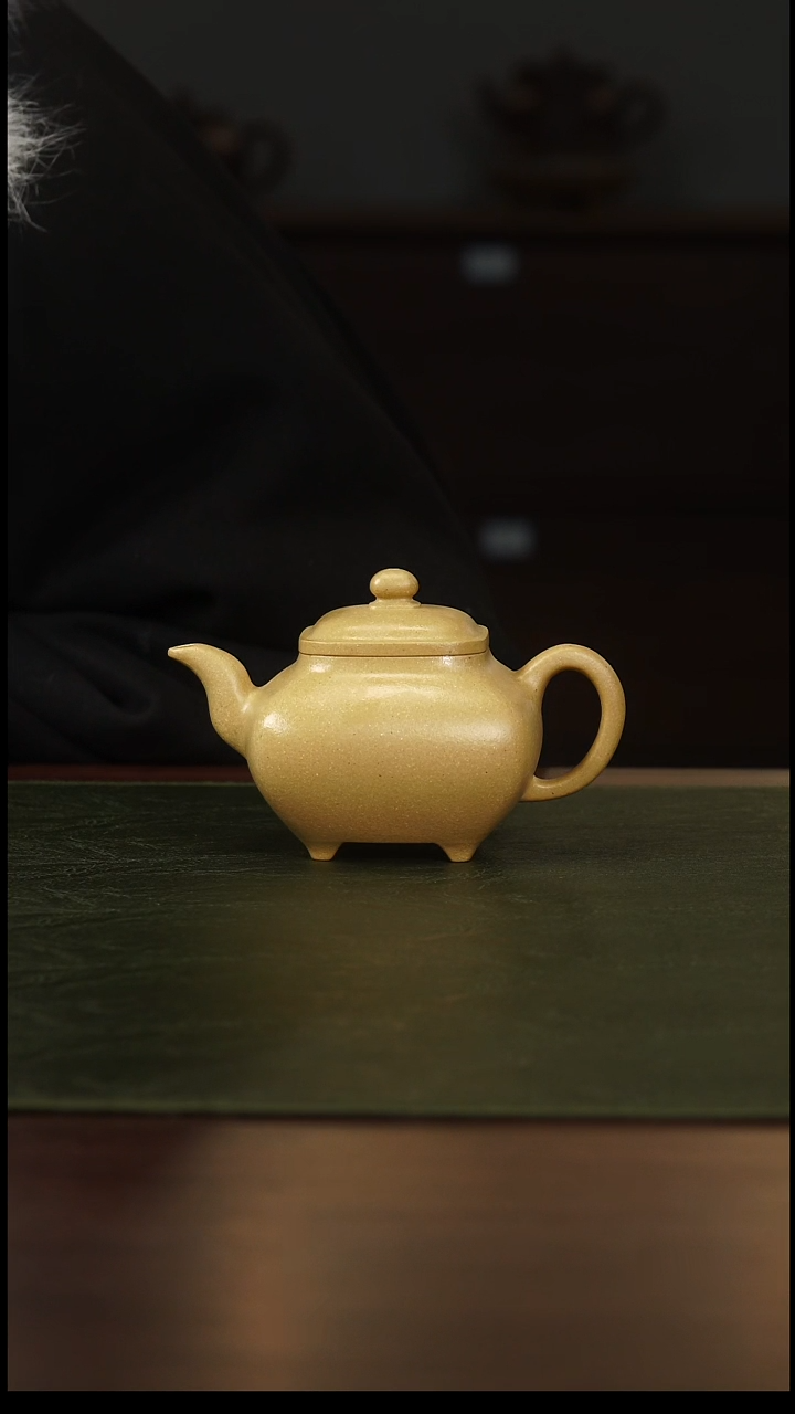 侯峰梨皮绿泥四方传炉160cc