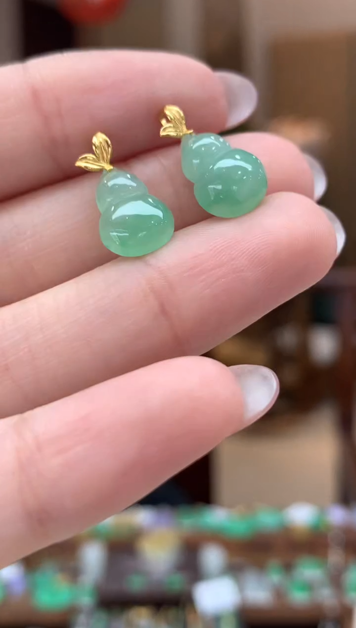 翡翠18K金镶嵌吊坠(不含链)葫芦 多样性发货1件