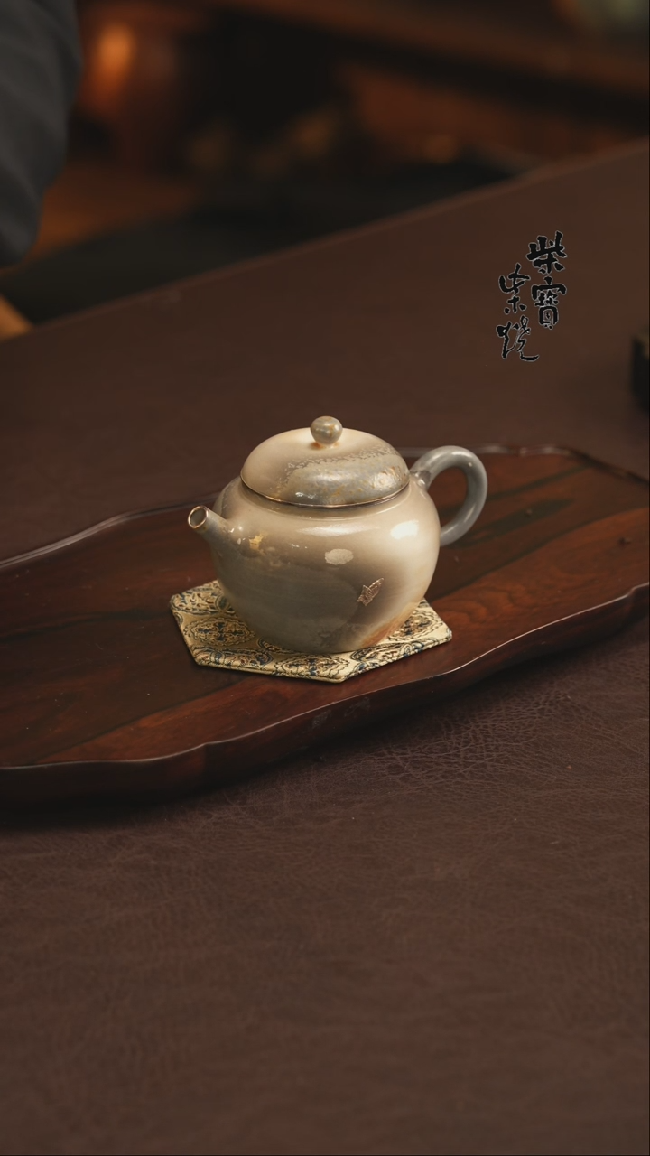 【闪购商品】杯552三包银边小白壶