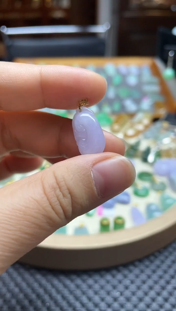 【闪购商品】翡翠颈饰18K金镶嵌如意