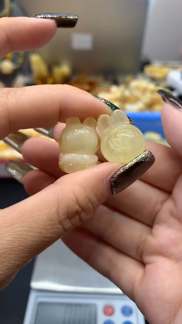 未镶嵌琥珀珠宝奇石s****y563（2发2