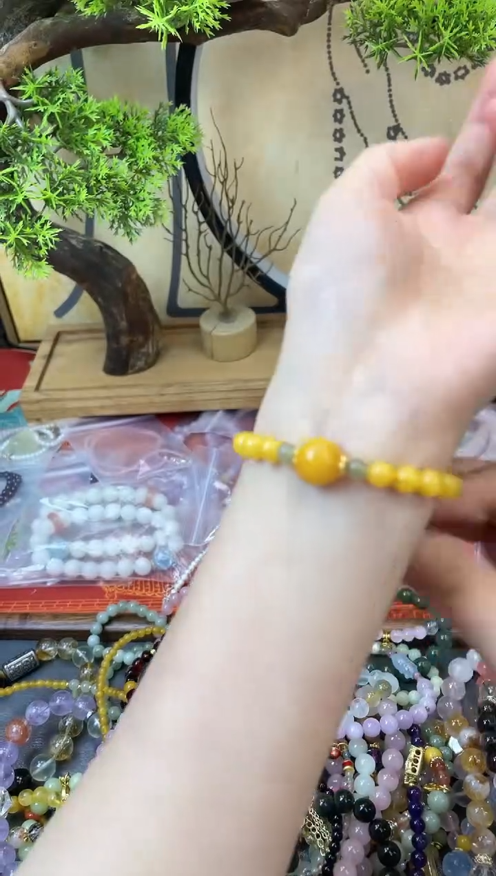 【闪购商品】蜜蜡手链未镶嵌346手串