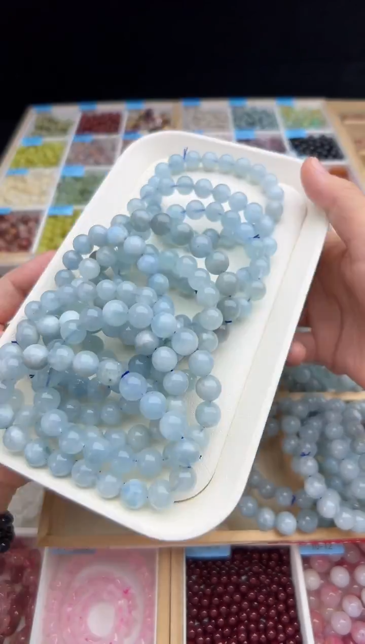 未镶嵌手串海蓝宝石（有瑕疵）手串10-11mm多样性发一