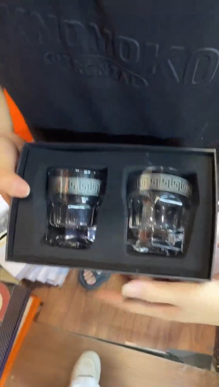 杯鸿辉家品牌瓷器，京东包邮！