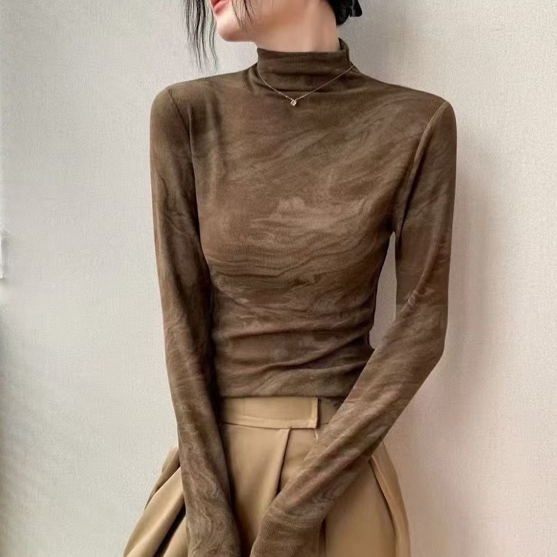 2025新款磨毛半高领扎染正肩别致外传长袖T恤女修身显瘦打底1056