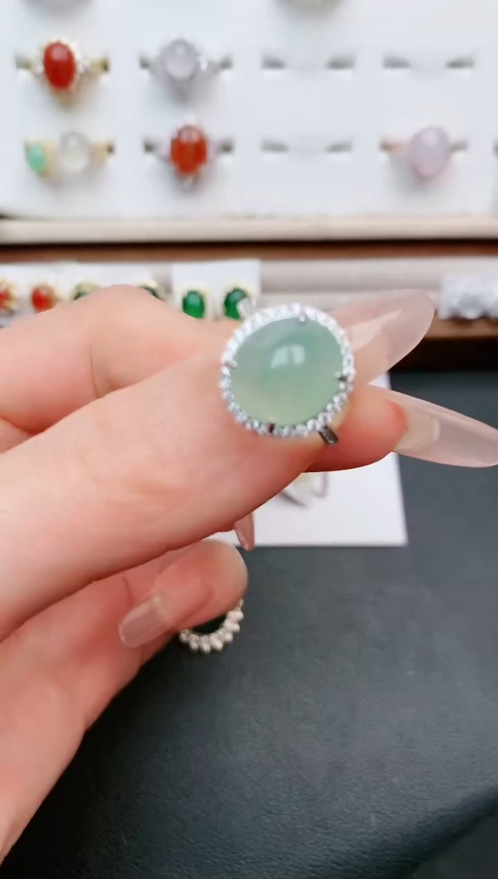 【闪购商品】翡翠戒指银S925镶嵌....