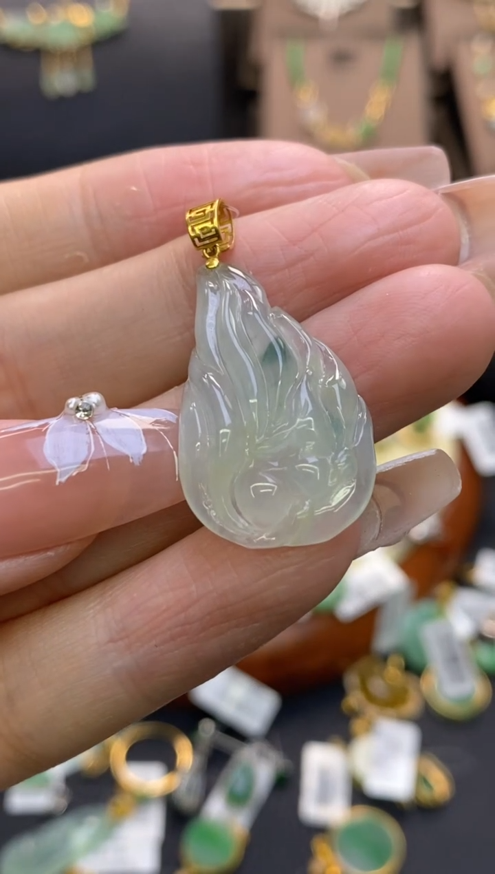 【闪购商品】翡翠颈饰18K金镶嵌净货12446