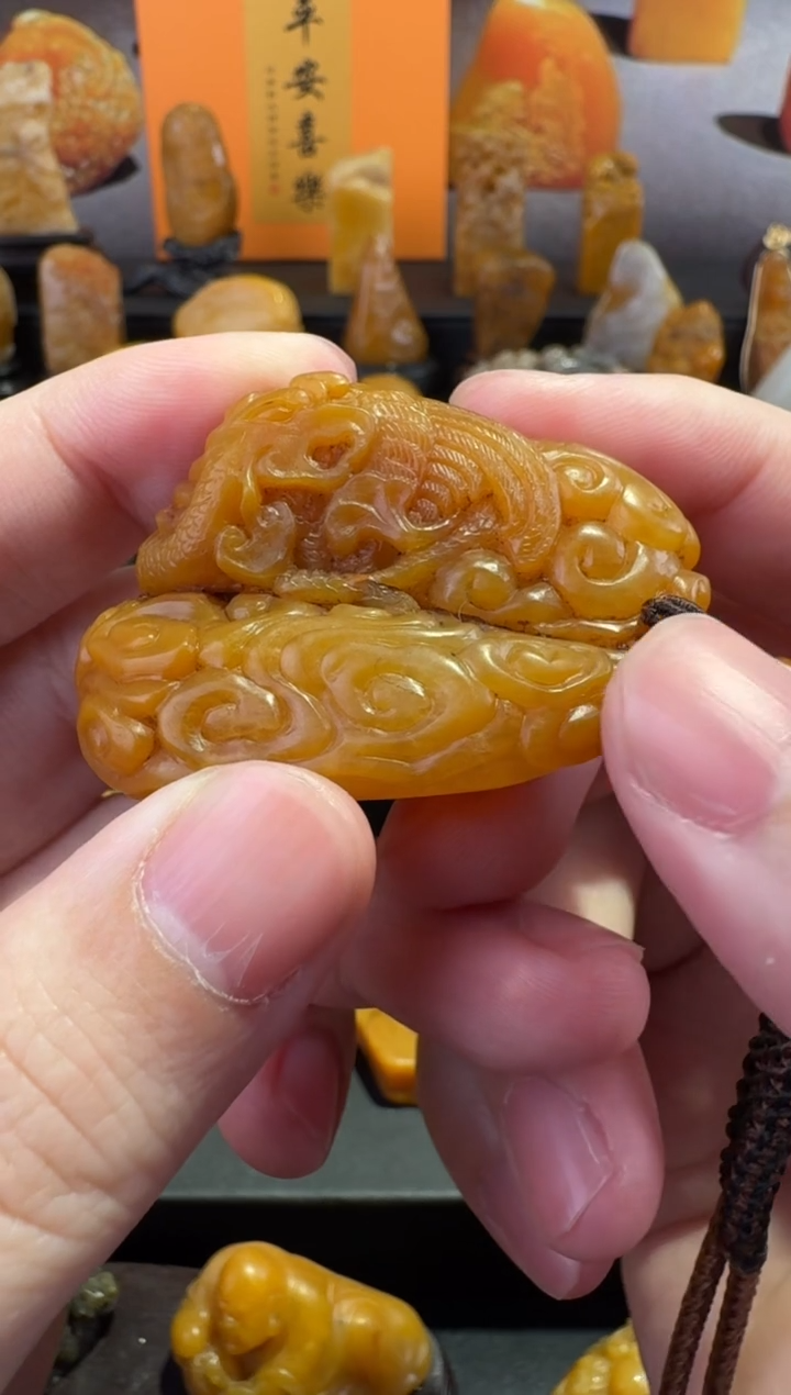 【闪购商品】田黄石半知田黄直播间