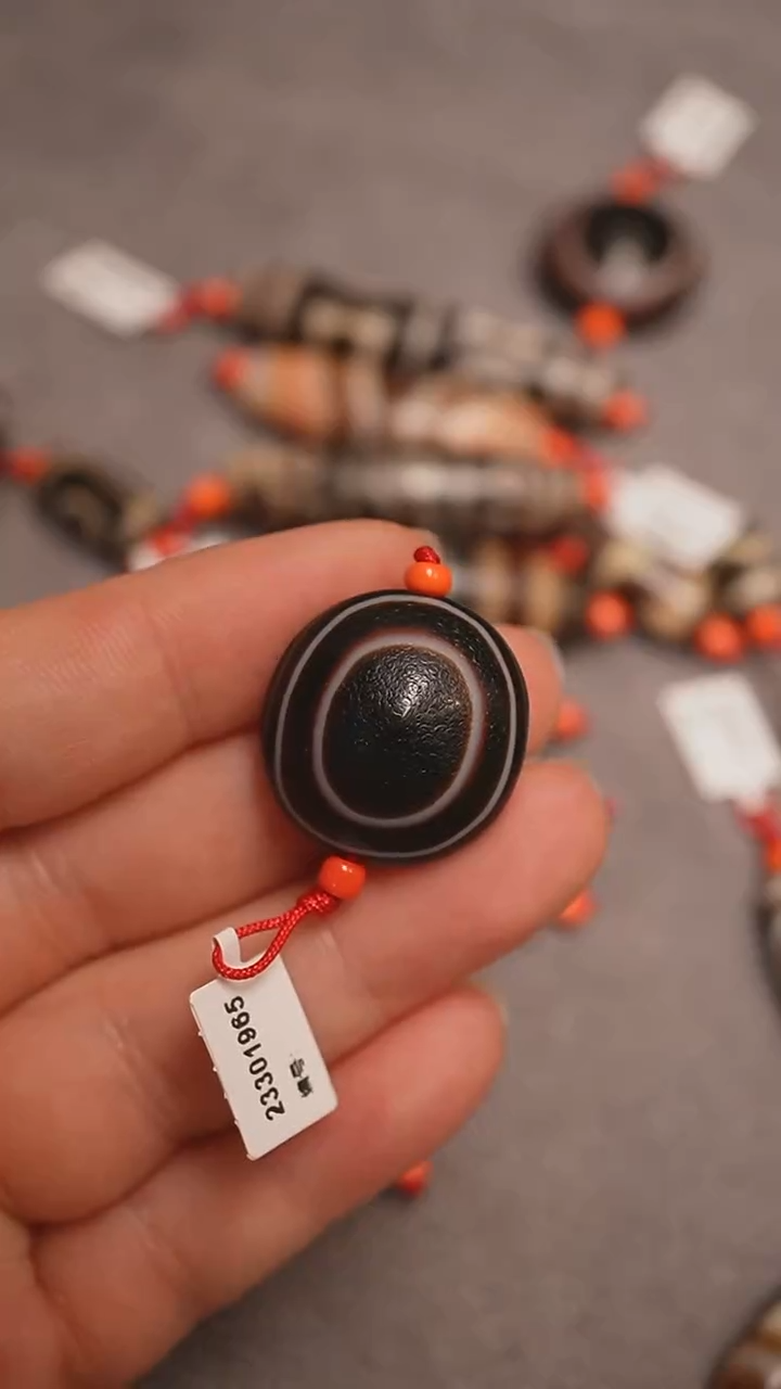 未镶嵌颈饰玛瑙/玉髓亮****烤蚀花玛瑙珠定制编绳