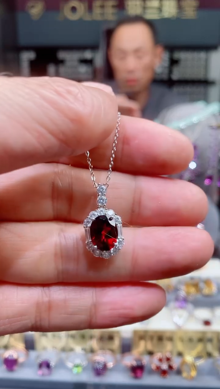 石榴石吊坠银S925镶嵌石榴石吊坠