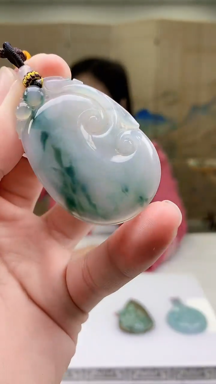 【闪购商品】定制翡翠未镶嵌4852bb-毛货挂件39