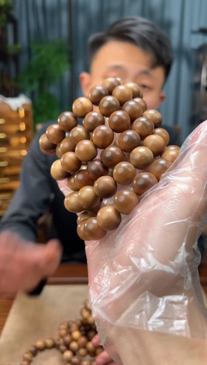 老山檀横纹黑肉1.5瑕疵手串