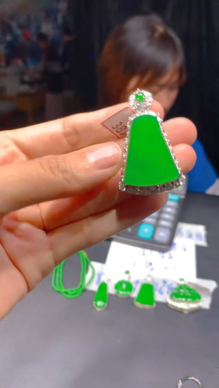 定制翡翠未镶嵌224多样性发货（发其一）