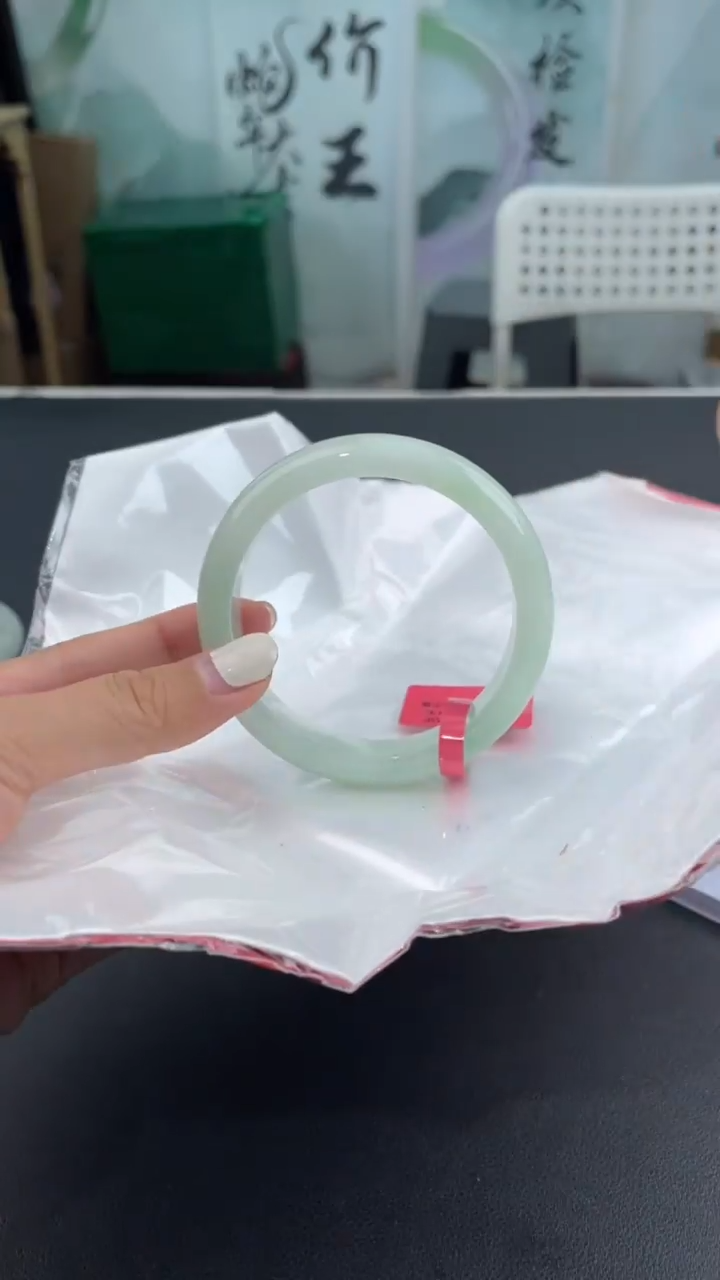 【闪购商品】翡翠手镯未镶嵌1翡翠手镯