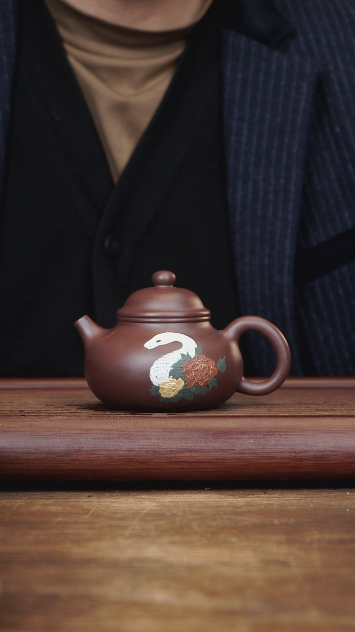 【闪购商品】紫砂茶壶220ml 泥绘容天 家藏紫茄泥