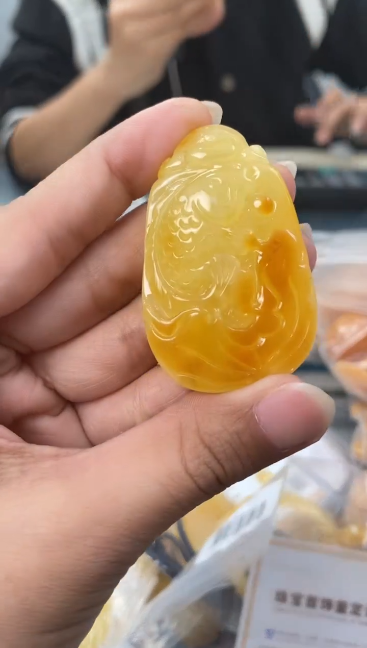 【闪购商品】琥珀裸石未镶嵌天然琥珀蜜蜡年年有余