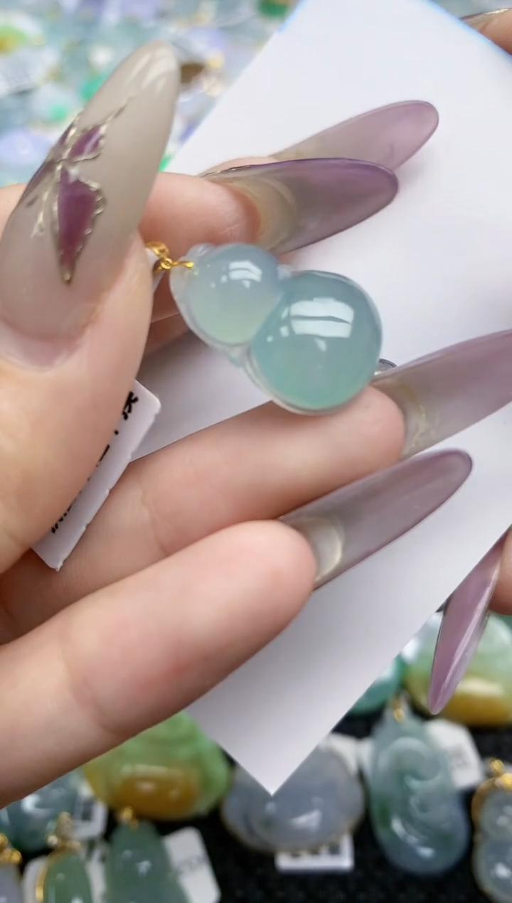 翡翠挂件18K金镶嵌52   天然翡翠A货