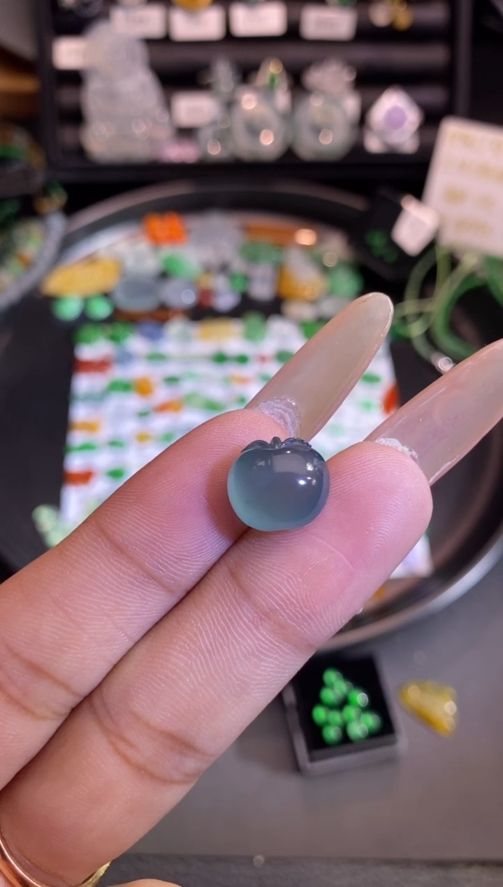 【闪购商品】翡翠挂件未镶嵌苹果