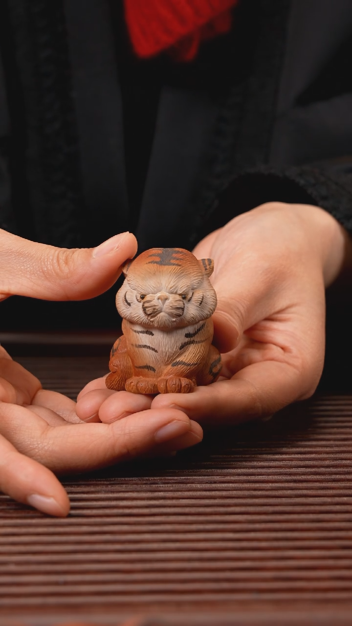 【闪购商品】紫砂茶宠小风火虎