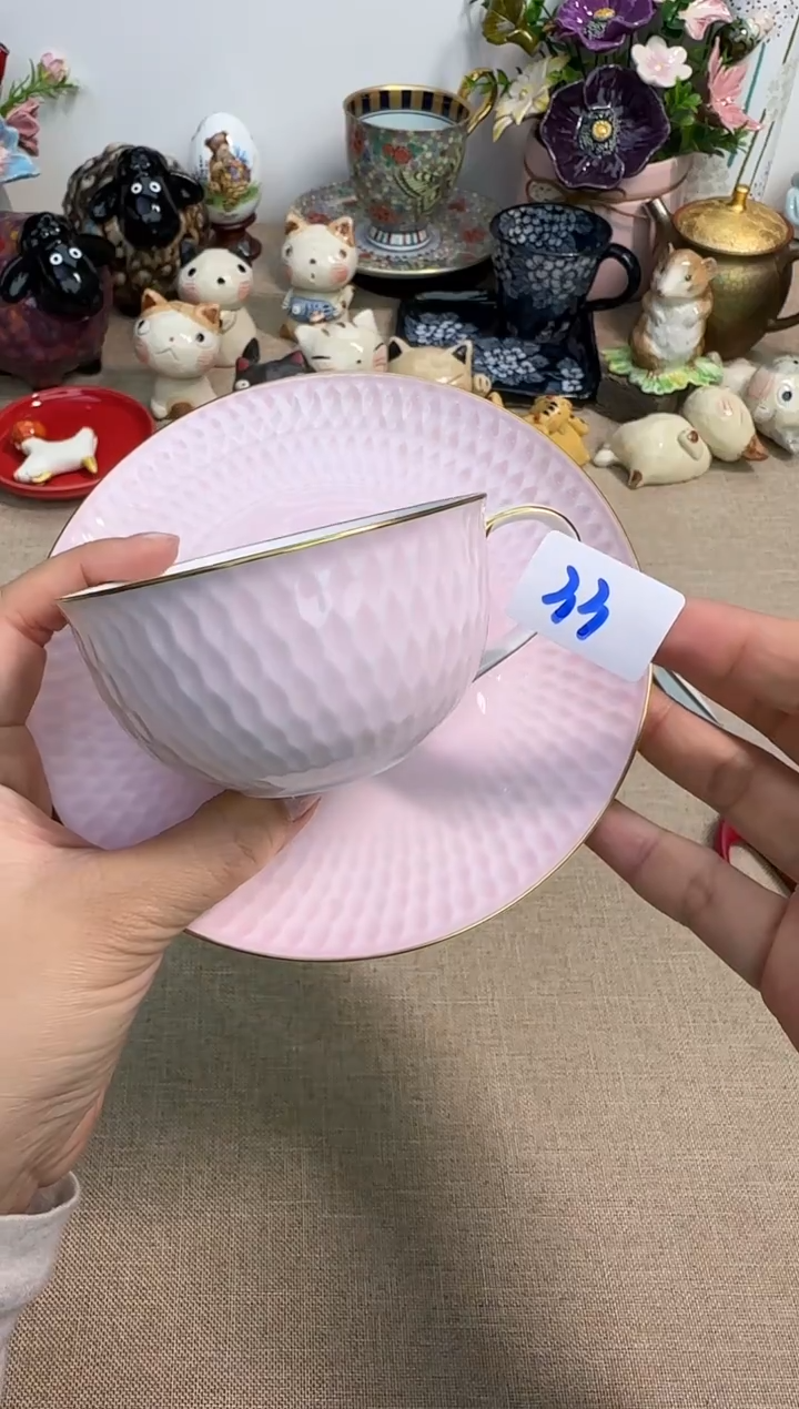 瓷片泡泡家的瓷器真好看