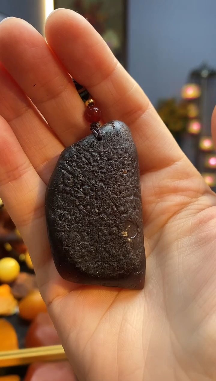 琥珀颈饰未镶嵌挂件