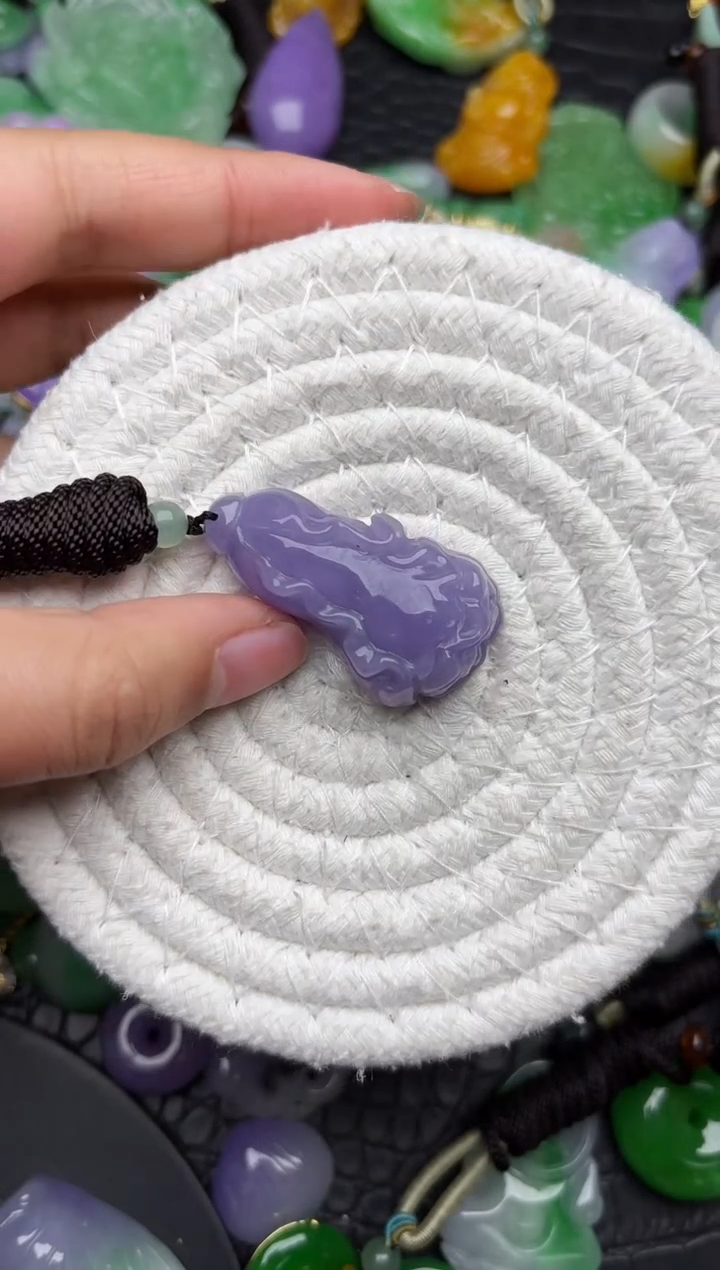 颈饰未镶嵌翡翠缅甸翡翠吊坠