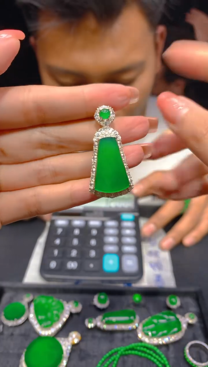 【闪购商品】定制翡翠未镶嵌154多样性发货（发其一）