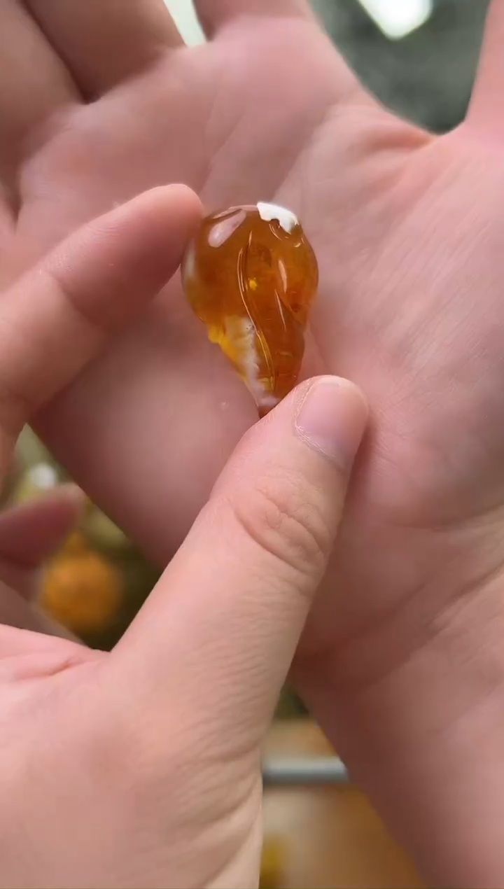 未镶嵌琥珀裸石蜜蜡吊坠微瑕