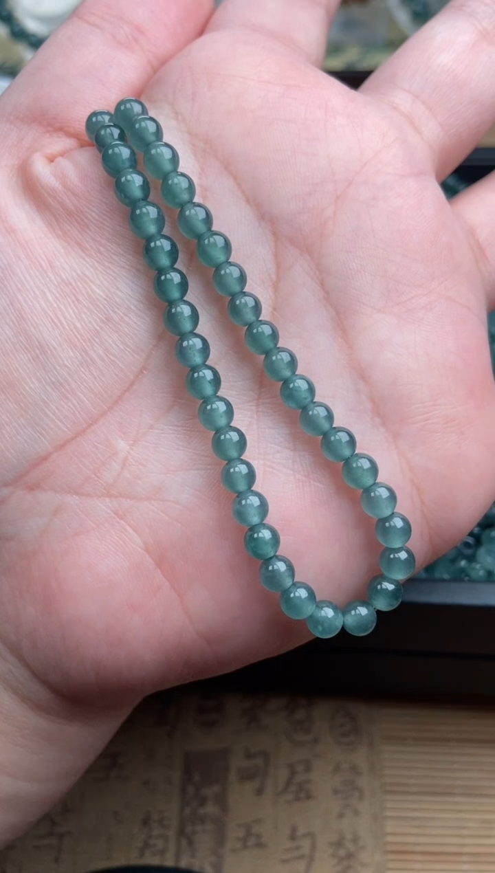 【闪购商品】翡翠手链未镶嵌多样性发货37颗卡5